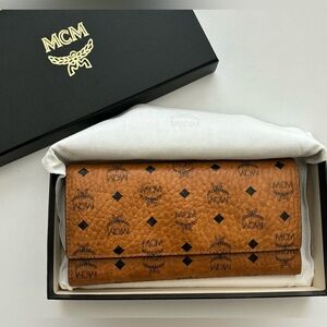 MCM Wallet